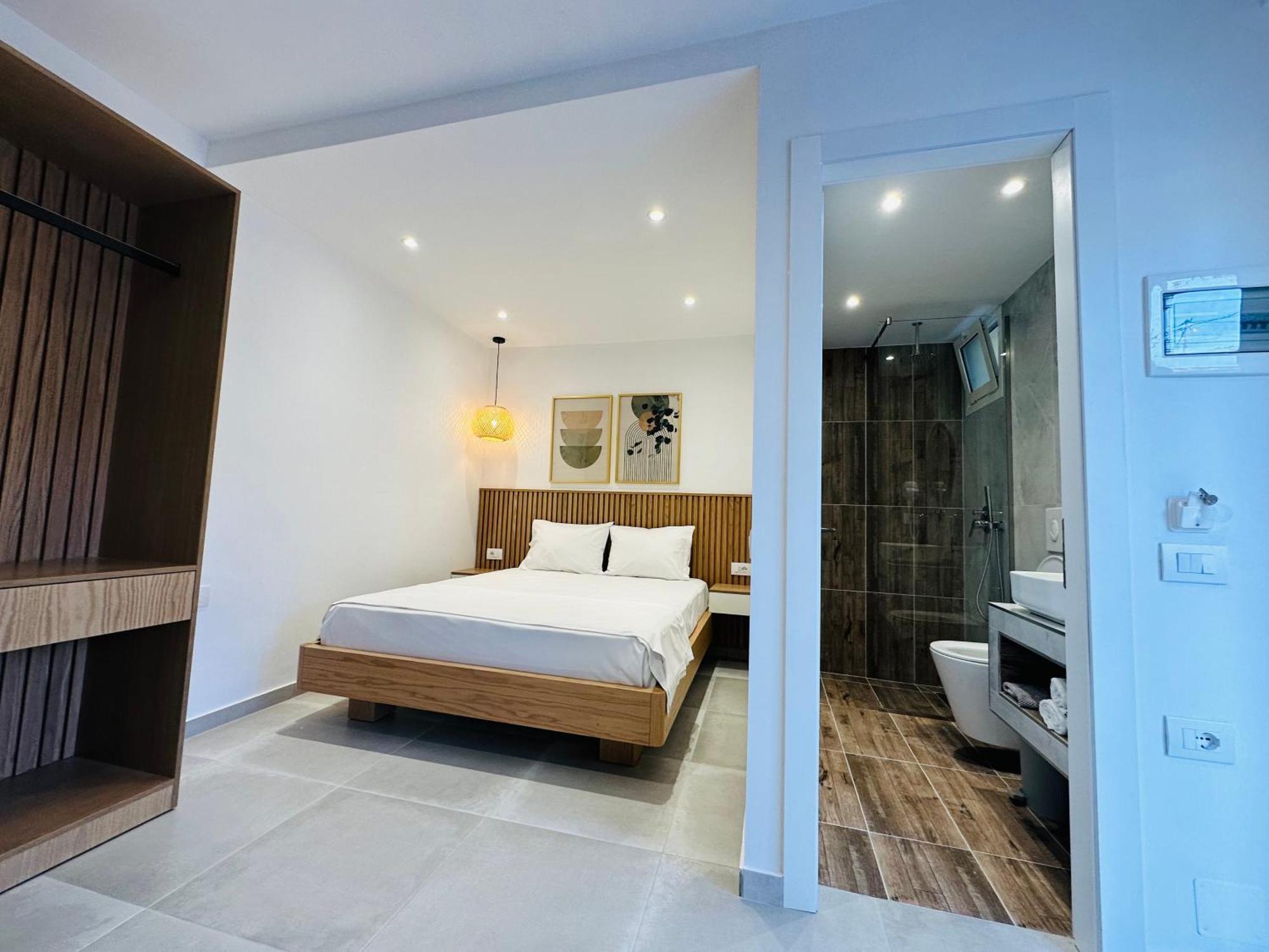 Potami Seashell Hotel Himare Exterior photo
