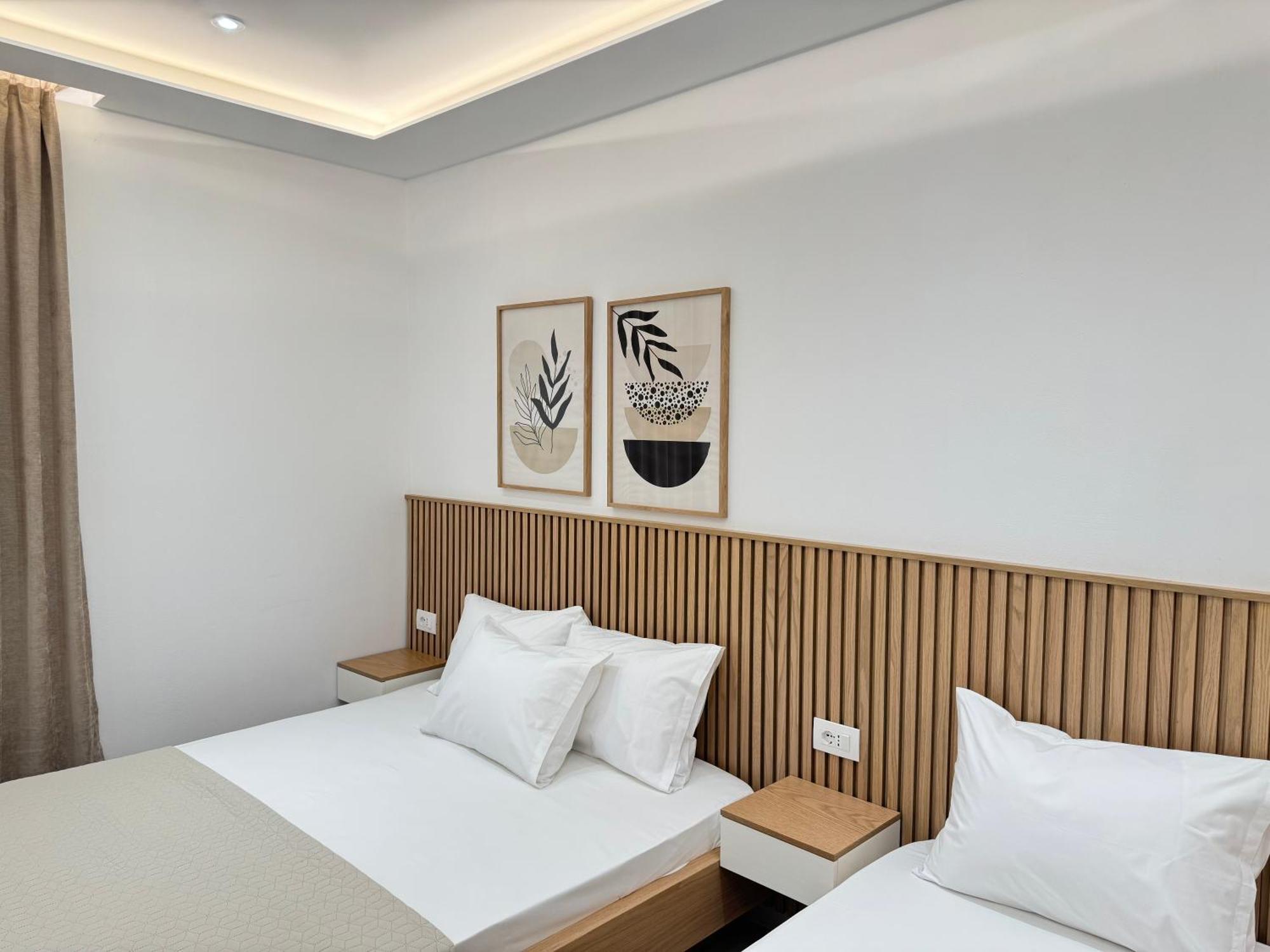 Potami Seashell Hotel Himare Exterior photo